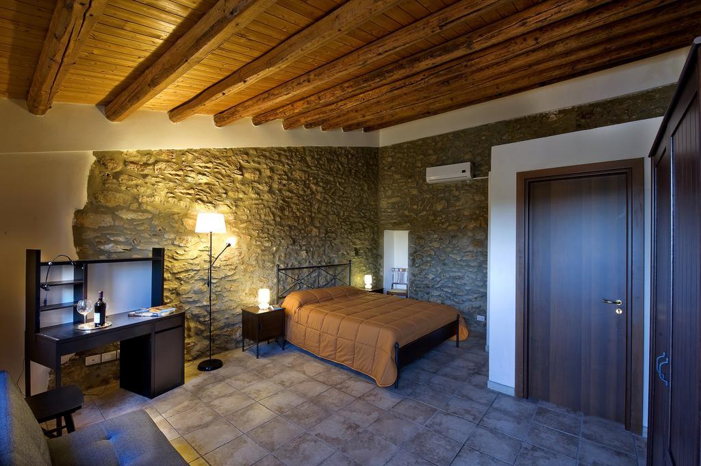 Agriturcostabaira Villa Caltagirone Kültér fotó