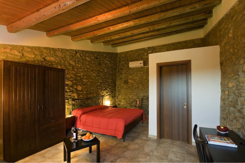 Agriturcostabaira Villa Caltagirone Kültér fotó